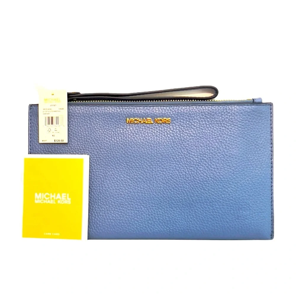 🆕NWT Michael Kors Large Leather Wristlet in Denim Blue